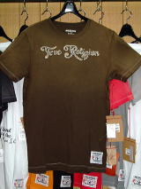 gD[W@TVc@TRUE RELIGION STYLE M648036B5 COLOR BROWN SS CREW NECK T 100%COTTON MADE IN CHINA