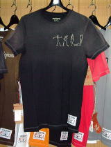 gD[W@TVc@TRUE RELIGION STYLE M648036DH COLOR BLACK SS CREW NECK T 100%COTTON MADE IN CHINA